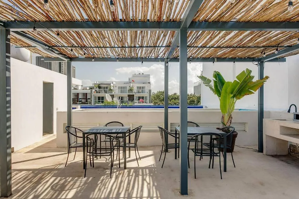 Danzamar 1B With Pool & Rooftop Near Mamitas Beach Playa del Carmen