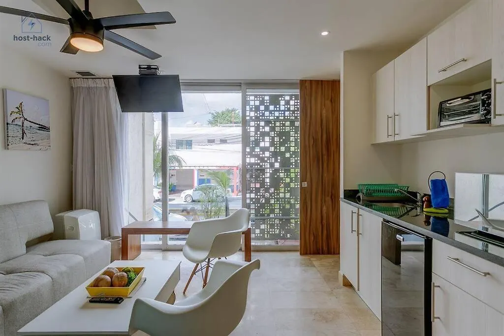 Apartment Danzamar 1B With Pool & Rooftop Near Mamitas Beach Playa del Carmen