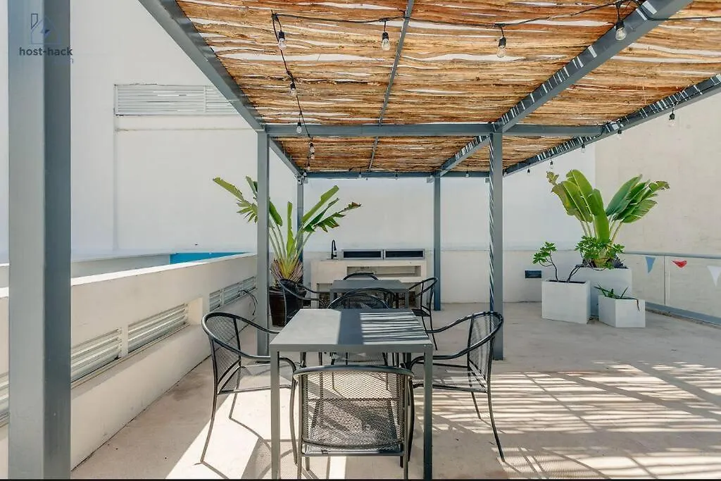Danzamar 1B With Pool & Rooftop Near Mamitas Beach Playa del Carmen Apartment